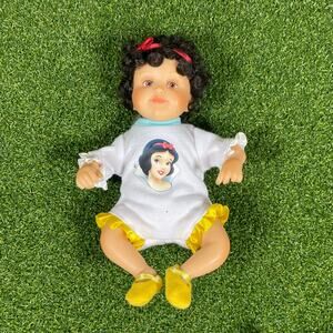 Ashton Drake Galleries Disney Snow White Miniature Baby Doll